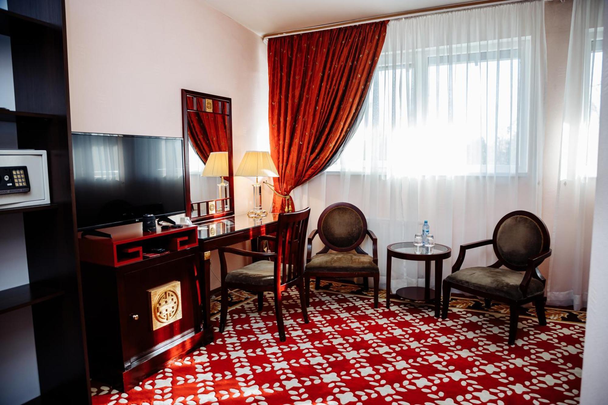Hotel Royal Florence Кишинёв Экстерьер фото